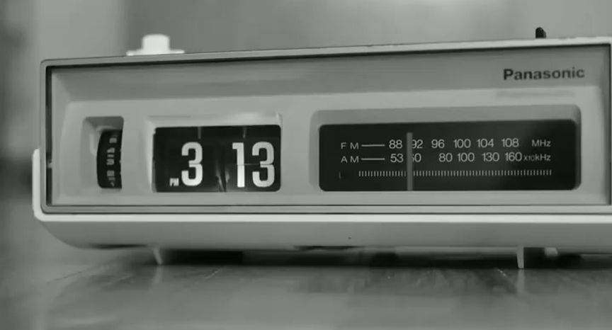 Flip clock showing 3:13